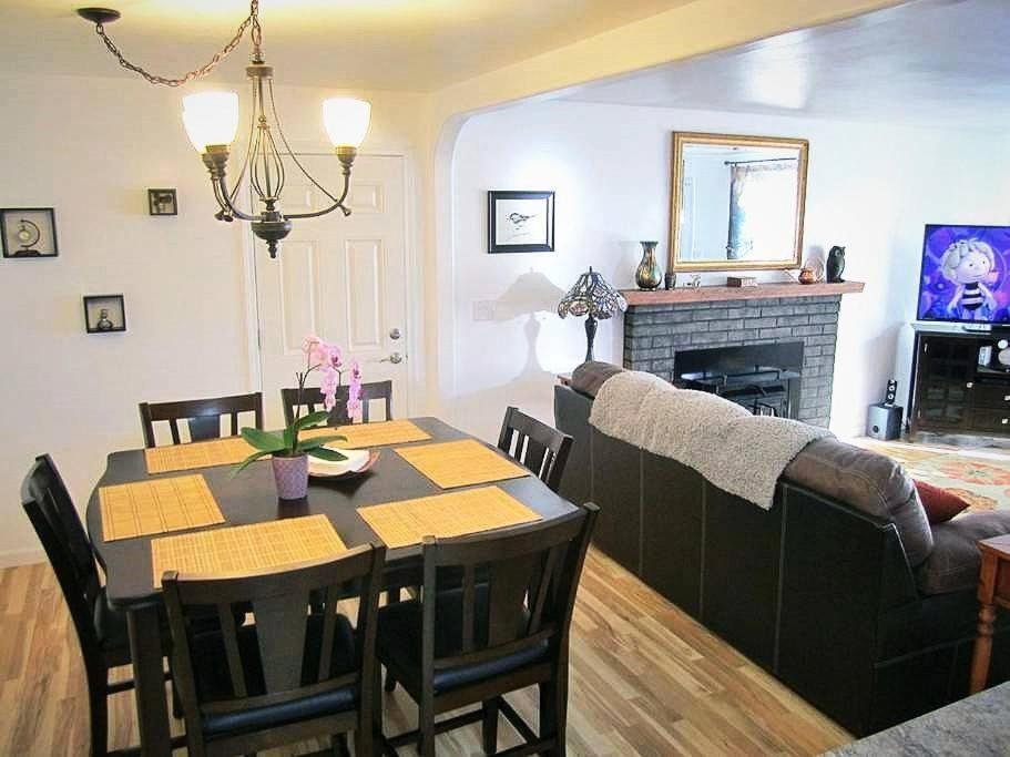 Sauna & Steam Larch Avenue Getaway Villa Порт Анджелес Екстериор снимка